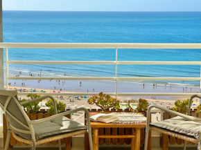 The Seaview Apartment of your dreams -WIFI, Aircon